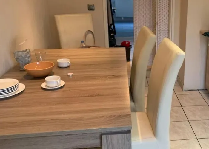 2 1min Messe Apartment Köln